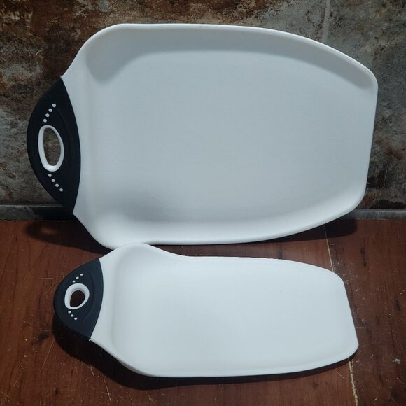 Dexas Chopping Board & Scoop Black White Set of 2 - Picture 2 of 10